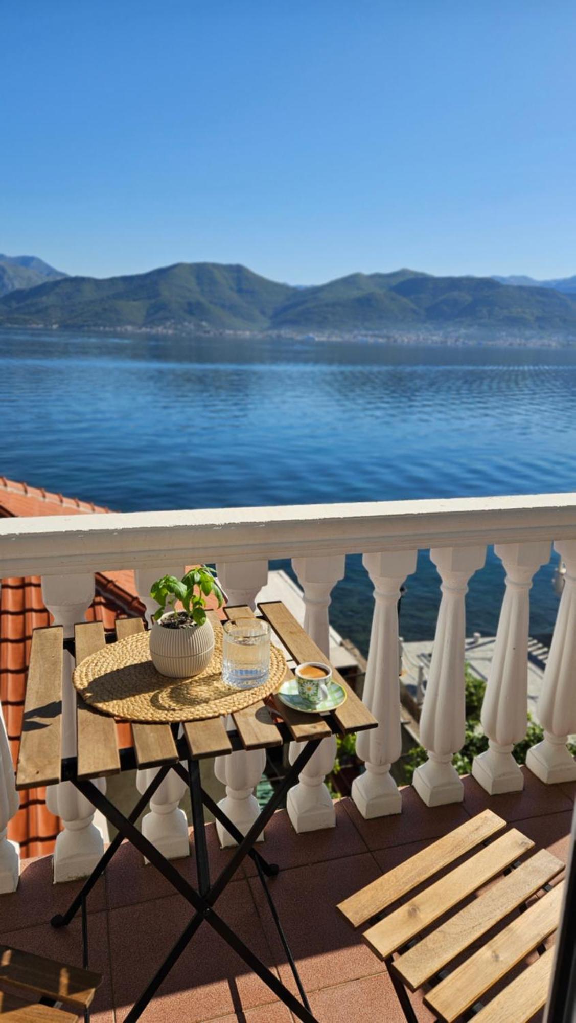 Appartement La Casa Di Sonja à Tivat Extérieur photo